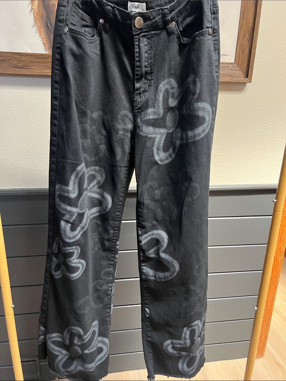 easel Black Bootcut Jeans with Gray Floral Spray Print